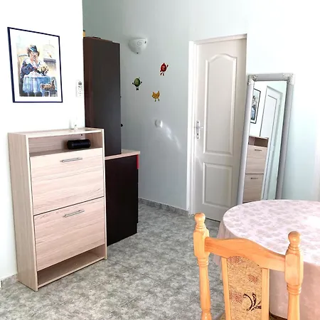 アパート Gemuetliche Zwischen Bergen Und